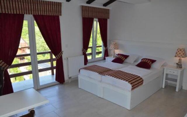 Rooms and Apartments Neron