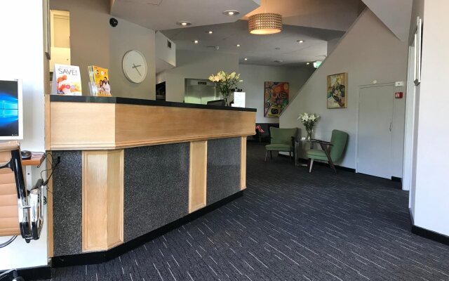 Sullivans Hotel