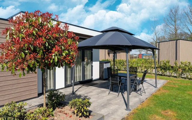 Rural House on Park Near Molenschot