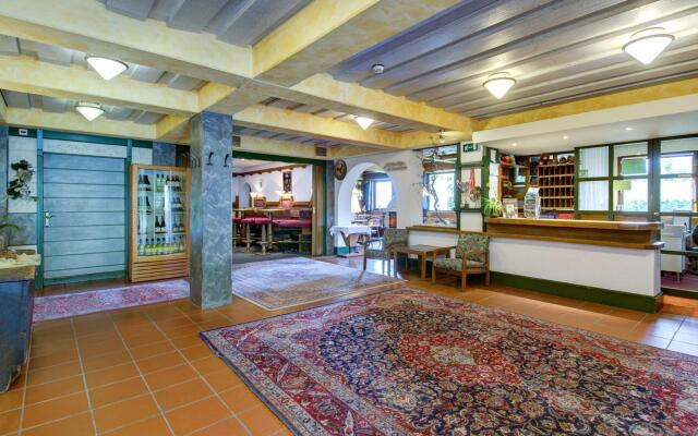Chalet on Zettersfeld With Dolomite Views