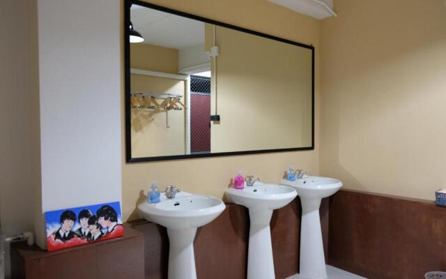 Tangmo House - Hostel