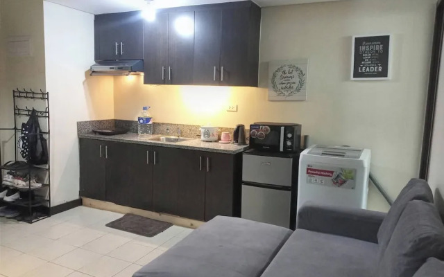 Condo Staycation in SLP Bangkal Makati