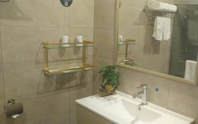 GreenTree Inn Zhanjiang Haitian Bus Station Business Hotel