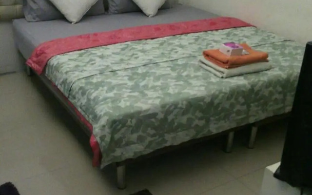 Nine Place Sukhumvit 40 - Hostel