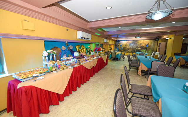 Grand City Hotel