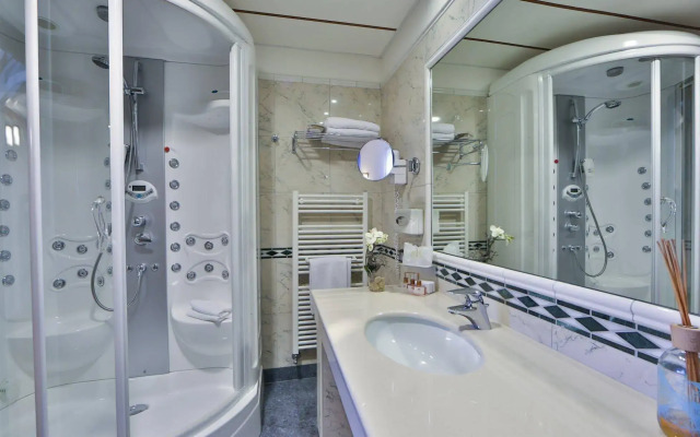 Best Western Palace Hotel