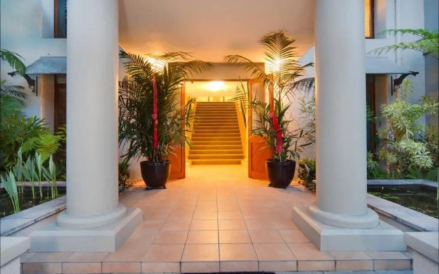 Tropical One Bedroom Apartment at The Mediterranean