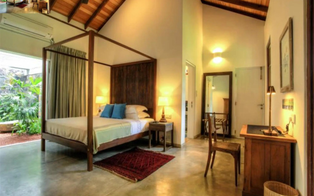 Villa Saffron Hikkaduwa