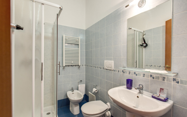 Bon Ton by DOT Suites