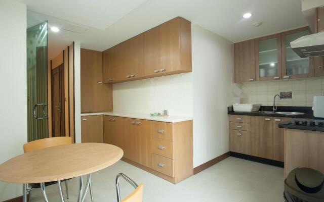 2c-short-term Rental Allowed-2brs Downtown Bangkok