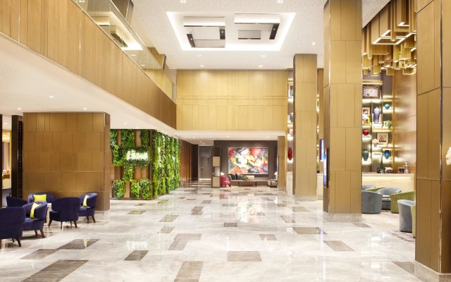 Four Points by Sheraton Surabaya, Tunjungan Plaza