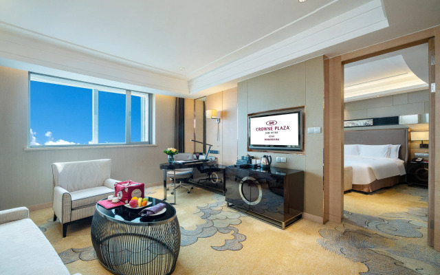 Crowne Plaza Xian by IHG