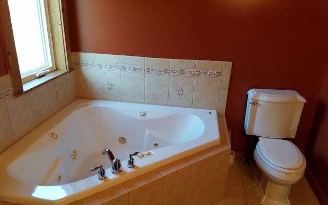 The Shuck- Christophers Riverside Cabin