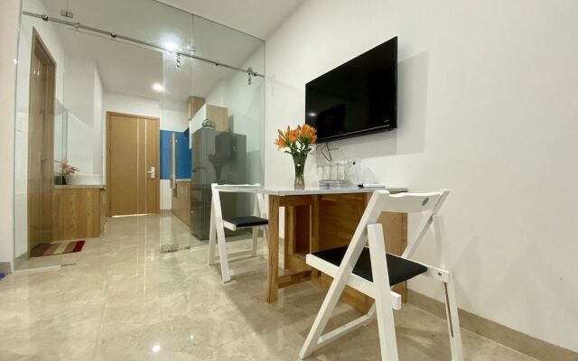 Blue S Hotel & Apartment