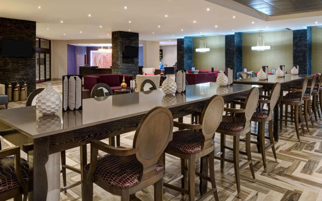 DoubleTree by Hilton Hotel Orlando East - UCF Area