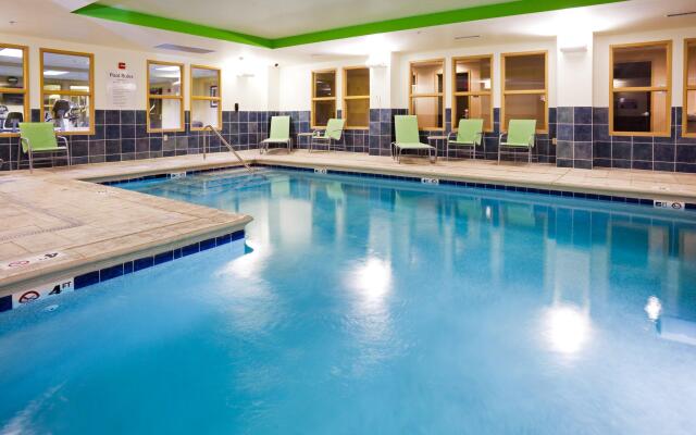 Holiday Inn Express & Suites Newport S by IHG