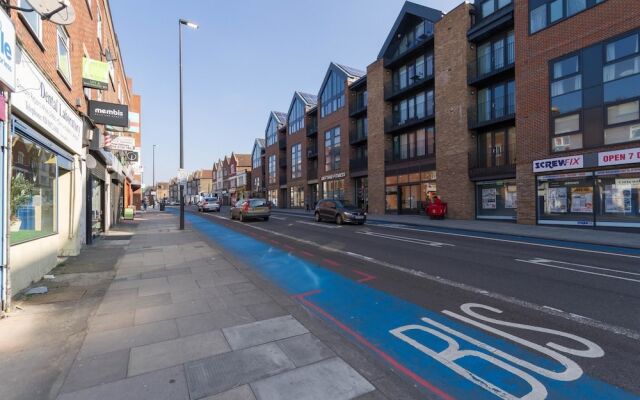 NEW Bright 1BD Flat in the Heart Tooting Broadway