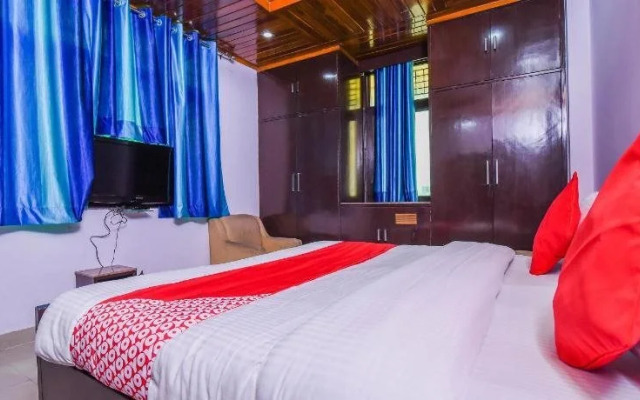 Maxfort Guest House Delhi