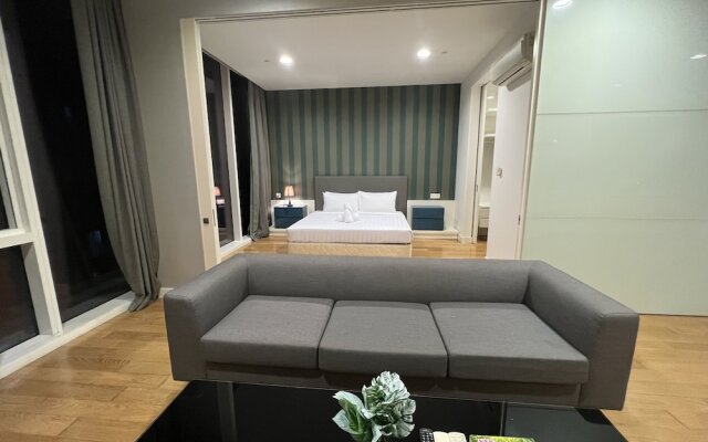 Amazing Pool By Platinum Suites