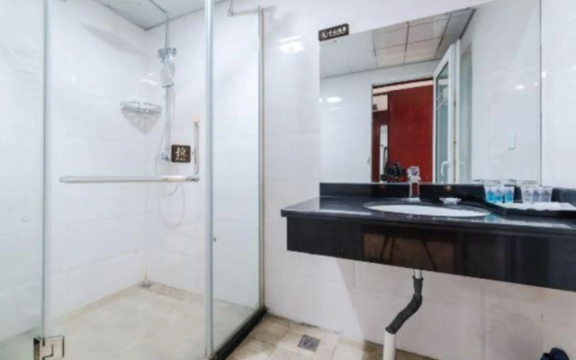 Xinchen Hotel