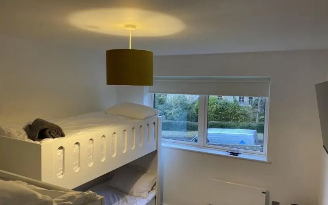 CH Apt 11 2bed in Bath