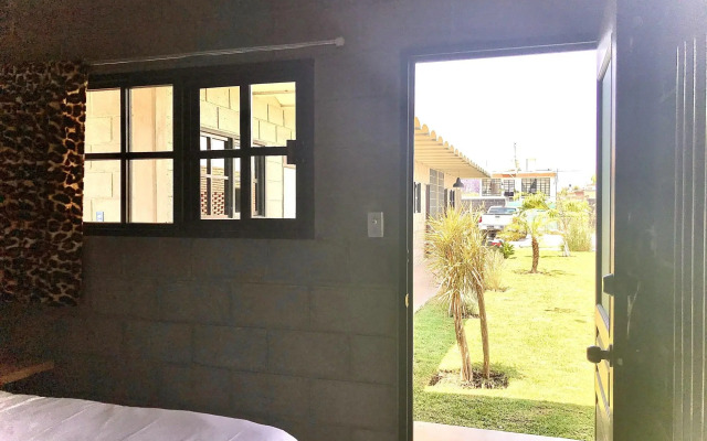 Cálido Cosmos Hotel