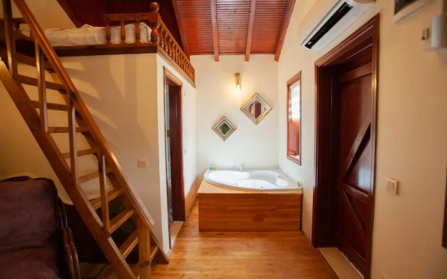 Ağva Tias Shelale Otel