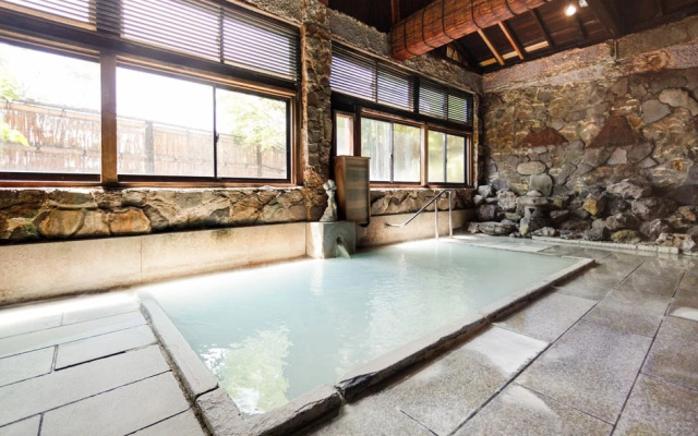 Adachiya Ryokan