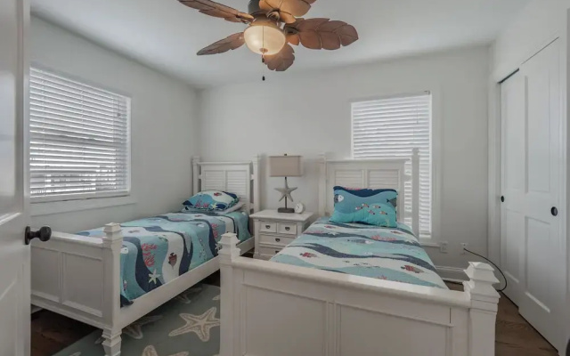 C-Maid by Topsail Realty