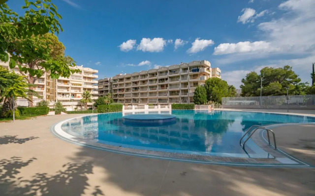 Apartamentos CataluA±a 92