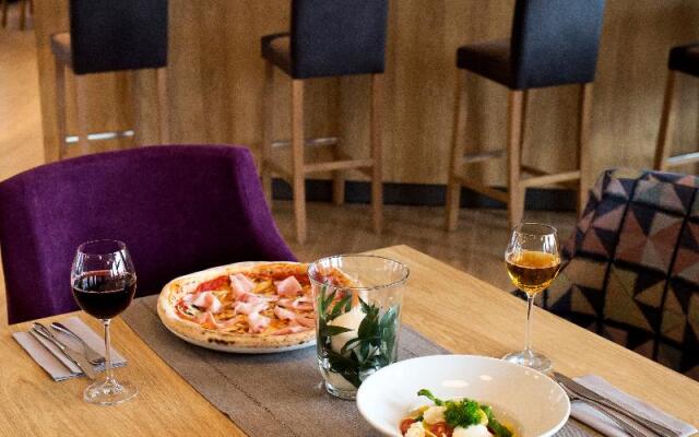 CONRAD Comfort Hotel****