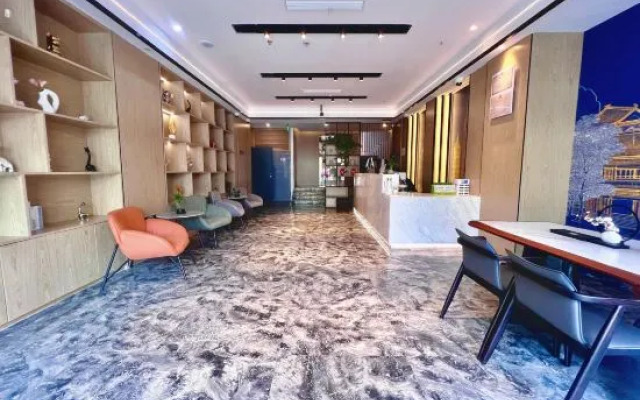 Waiting Qingju Hotel(Wujiaochang Changhai Hospital Store)