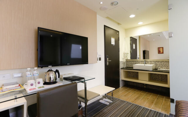 De Reve Express Hotel
