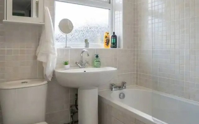 Gateshead-sleeps 6-free Parking