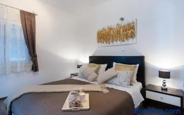 Apartments Nana