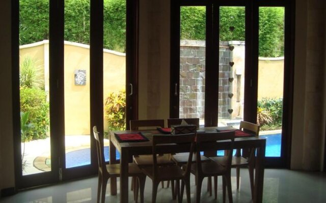 PT. Bali Luxury Villas
