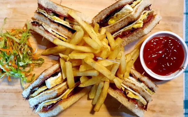 Kambaniru Beach Hotel & Resort