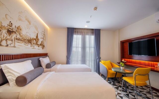 The Twizt Hotel