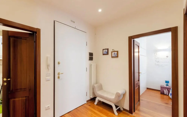 Bright 2BR flat in Rapallo Centre