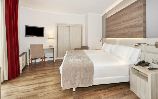 NH Córdoba Califa Hotel