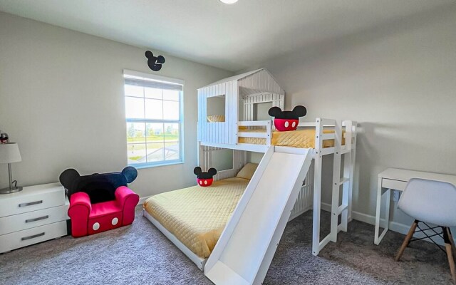 8923cg 4 Bedroom Townhouse by Redawning