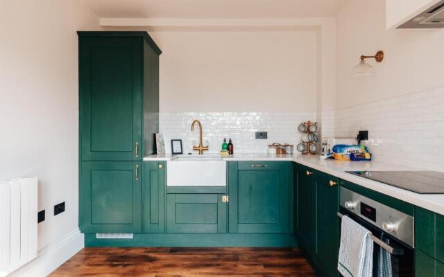 Redland Suites - Apartment 3
