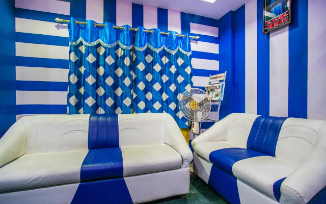 OYO 25036 Suraksha Residency