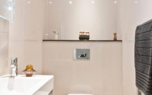 Luxury Serviced Apartment In South Kensington