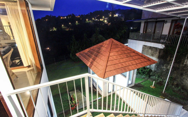 Villa Kencana Syariah, 6 Bed KingSize, View Gunung