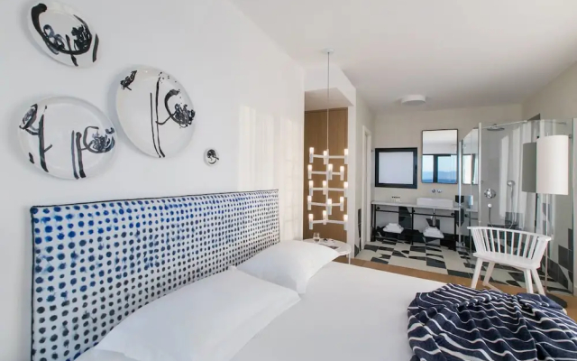Omega Villas Complex