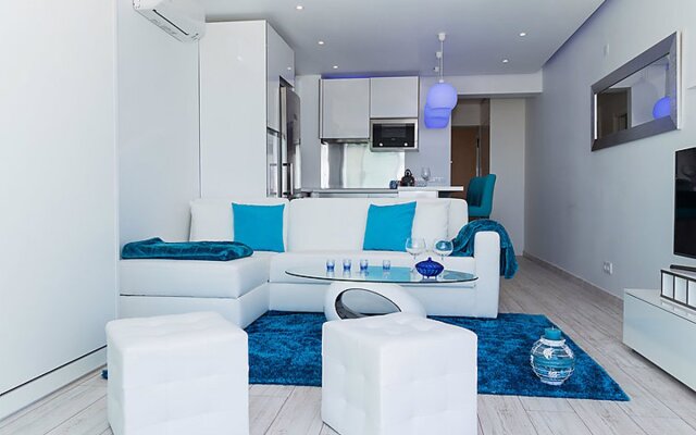 Dream View 50m from the beach