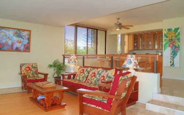 Puu Poa 107 by RedAwning