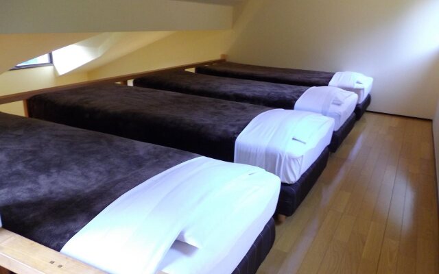 Cafe & inn That Sounds Good