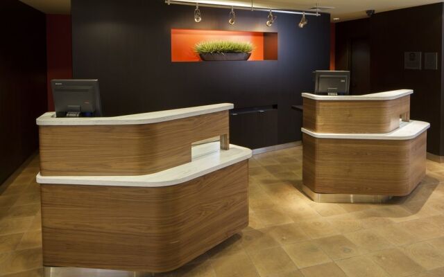 Courtyard Wichita at Old Town